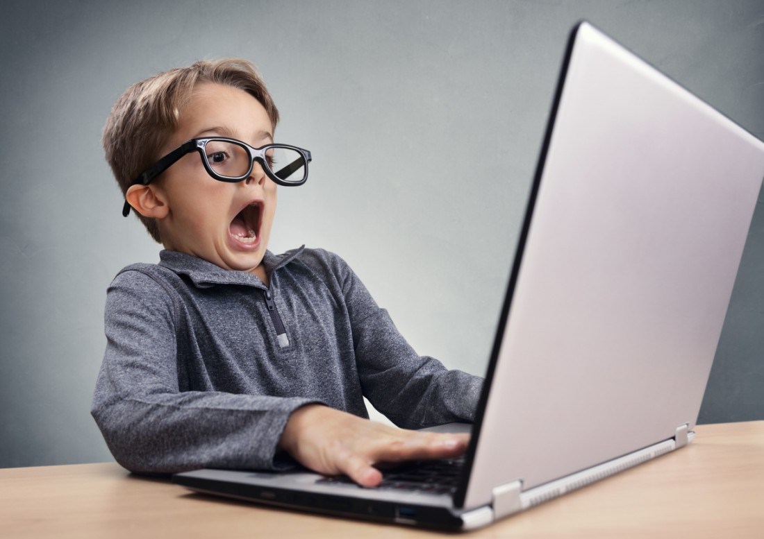 computersurprisedkid